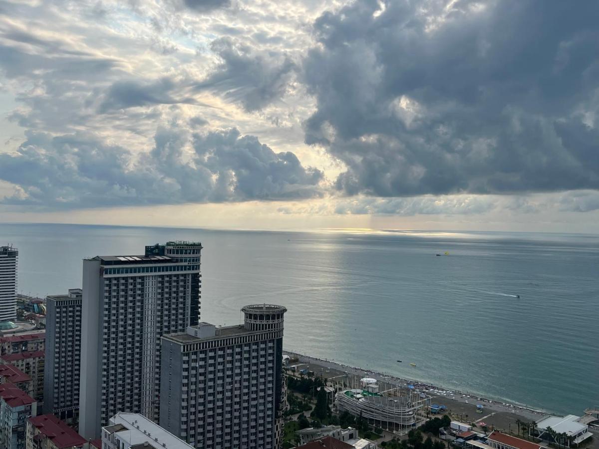 Hotel Orbi City Sea Horizon Batumi Kültér fotó